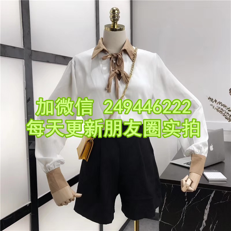 大学生时尚女式衬衫 批发豹纹短款衬衫银星库存服装批发网