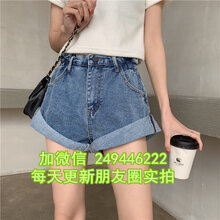 宁夏石嘴山低价服装1元2元牛仔女短裙反季清仓处理图片