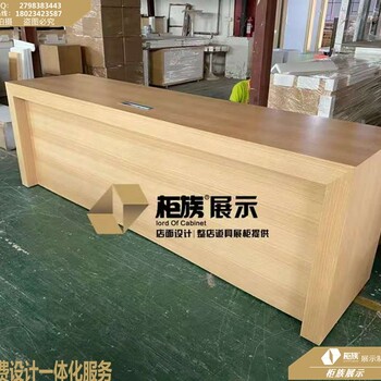 2021優(yōu)選品質(zhì)手機(jī)柜蘋果水曲柳木紋烤漆手機(jī)體驗(yàn)展示柜定制廠家