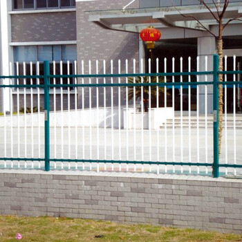 广州别墅锌钢护栏庭院铁艺护栏学校围墙护栏工厂隔离栏杆定制