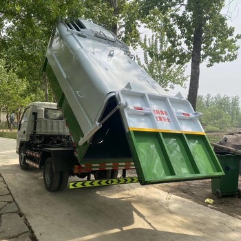 重庆垃圾车总代,勾臂式垃圾车