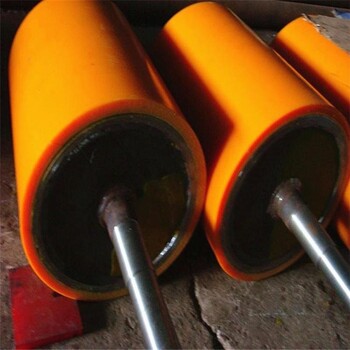 轮子包胶加工厂家托辊包胶聚氨酯滚筒包胶聚氨酯可定制