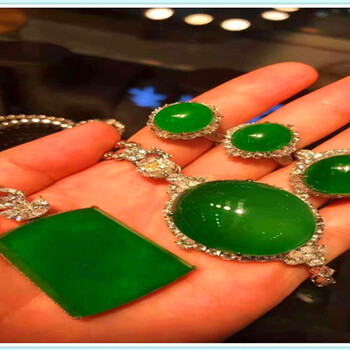 佛山绿宝石翡翠回收,回收翡翠珠宝的行家