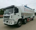 柳汽乘龍小三軸飼料車