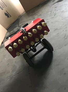 多頭混凝土鑿毛機(jī)地面混凝土鑿毛機(jī)橋面混凝土鑿毛機(jī)