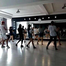 灵子舞蹈呼市校区专业街舞培训爵士舞培训零基础教学