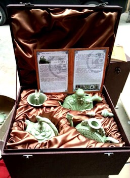 耀州瓷新奇特禮品四件套商務(wù)禮品套裝工藝特色陶瓷禮品