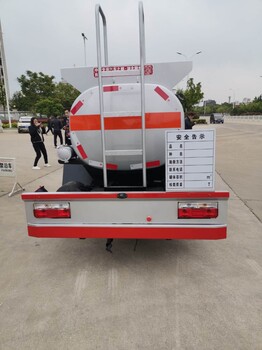 東風(fēng)2噸5噸8噸運(yùn)油車價(jià)格便宜
