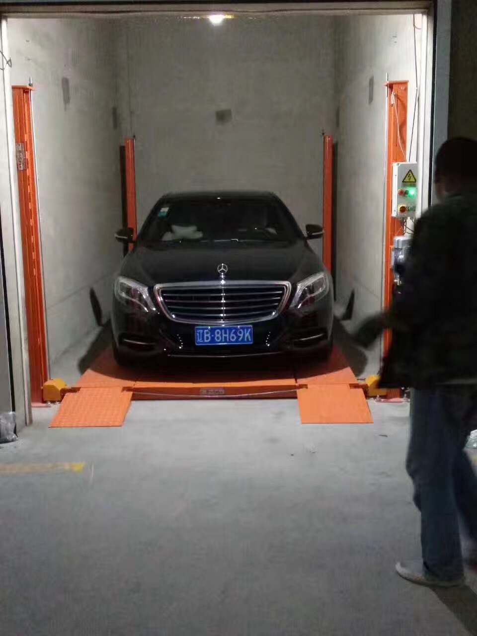 宁波业主花高价买了机械车位却不能用 问题出在哪
