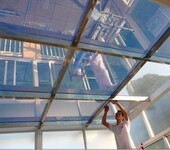 上海玻璃贴膜-建筑膜-建筑玻璃贴膜的步骤