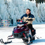 雪地摩托生产制造厂家雪地救援摩托车极速雪地摩托价格