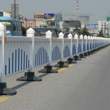 道路护栏护栏厂家产品多样规格齐全支持定制图片
