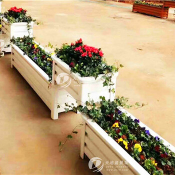 新疆廠家供應(yīng)鋁合金花箱道路景觀花箱美觀大方經(jīng)濟(jì)實(shí)用