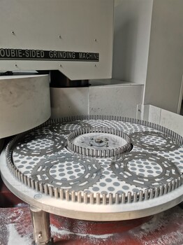 陶瓷研磨盘定制双端面磨陶瓷粉末冶金平面研磨砂轮