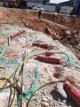 天津和平钢筋混凝土劈裂设备石灰岩分裂厂家