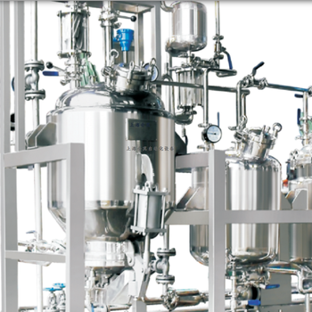 供应植物精油提取设备设计合理,水蒸馏蒸馏提取器