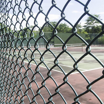 葵泰加工定做體育場圍欄網(wǎng)運動場籃球隔離柵有施工團隊