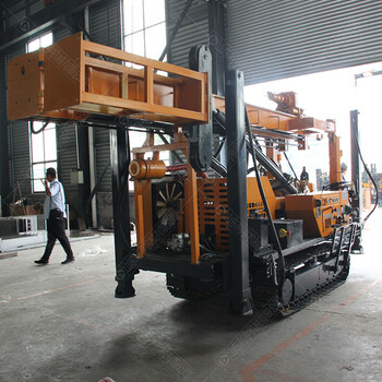 JDL-350型頂驅(qū)式水氣兩用鉆機(jī)履帶氣動(dòng)水井鉆機(jī)巖土層打井設(shè)備
