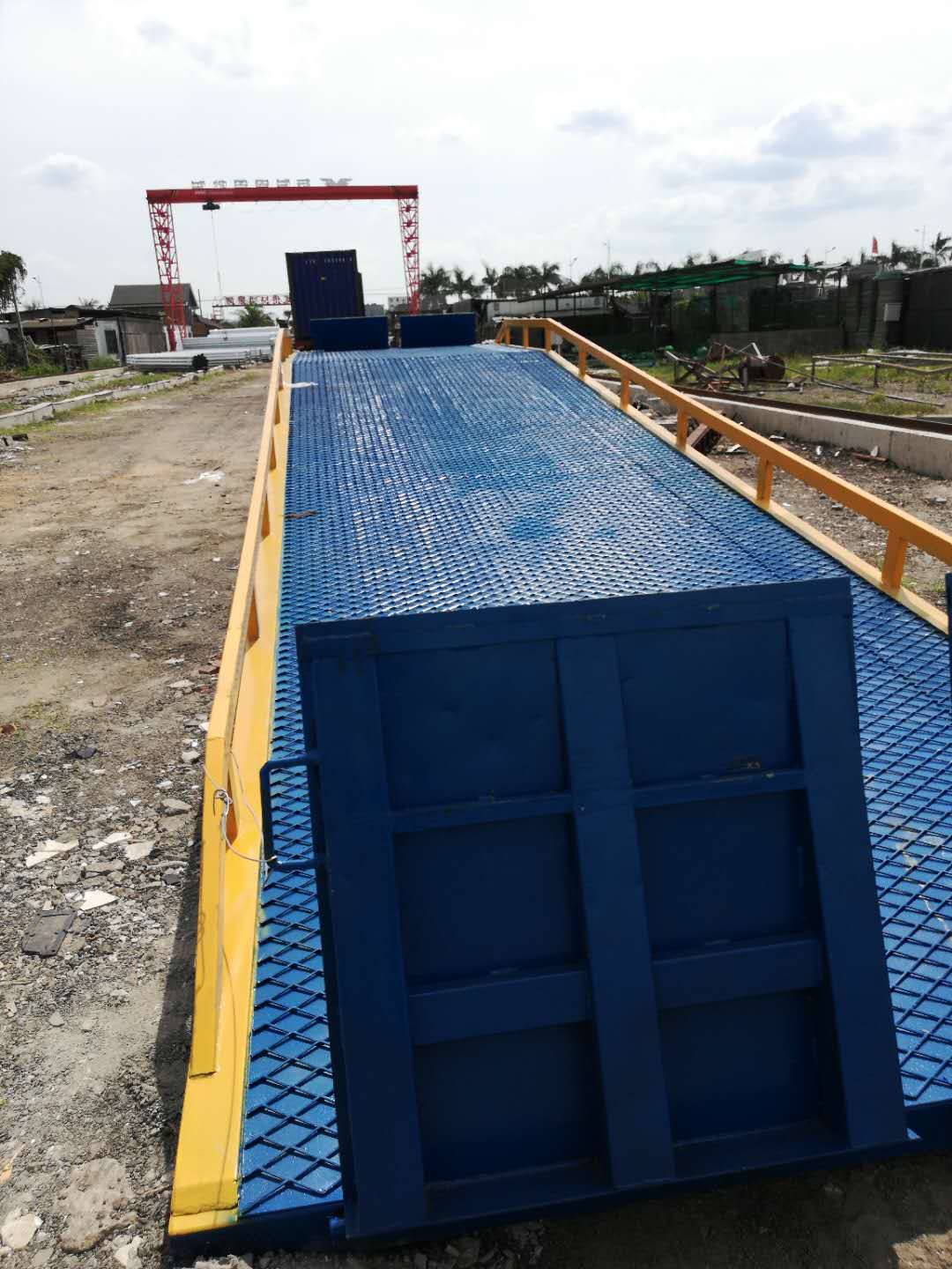 陽江移動登車橋 液壓裝車臺廠家