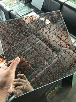 高溫數(shù)碼彩釉玻璃廠家