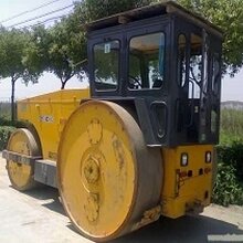 冲击压路机租赁价格图片