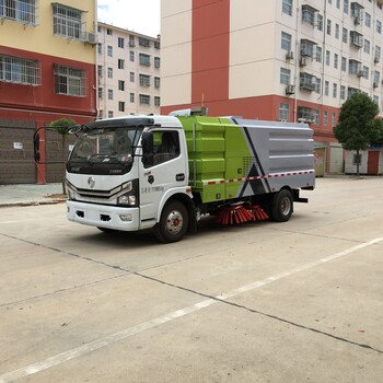 秦皇岛大型扫路车,道路清扫车