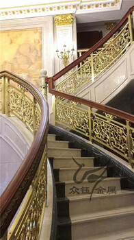 酒店使用纯铜镂空雕花楼梯护栏温馨的感觉