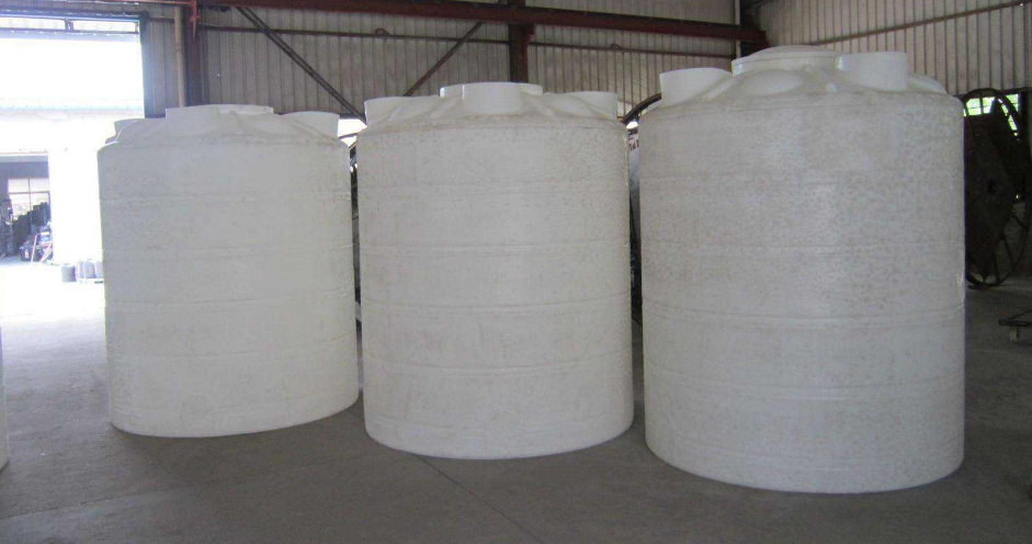 甘孜1吨塑料桶  塑胶储罐生产厂家
