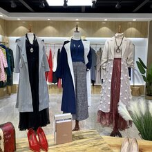 15小时品牌折扣女装尾货走份批发图片