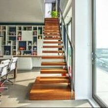 家装实木旋转楼梯悬浮梯现代简约复式楼梯扶手安装