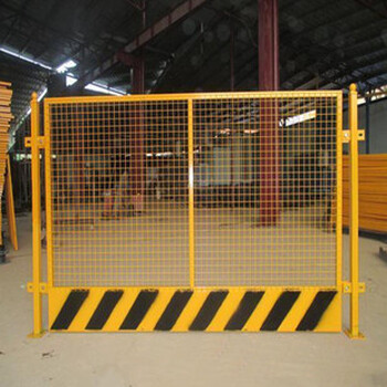 安全防護(hù)基坑護(hù)欄車間倉(cāng)庫(kù)隔離網(wǎng)建筑基坑圍欄防撞基坑圍欄