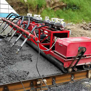 混凝土水泥路面排振機(jī)5米6米3滾軸式震動(dòng)攤鋪機(jī)廠家