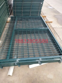 供应铁路防护栅栏（8001-8002）-河北东联金属网栏有限公司