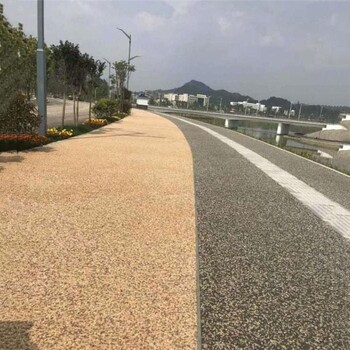 甘肅酒泉彩色混泥土路面透水地坪施工技術(shù)指導(dǎo)