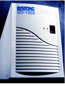 四通UPS电源SD-1000后备式不间断电源