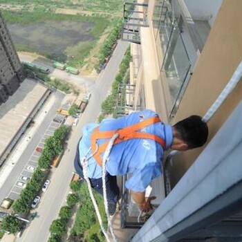 香河空调加氟电话{添加制冷剂}空调维修安装团队