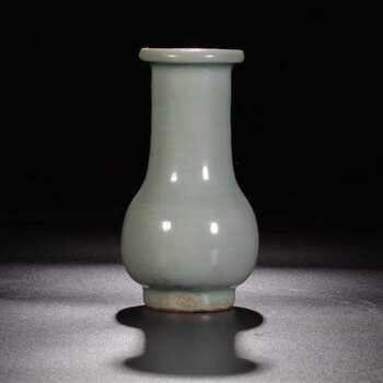 現(xiàn)今青釉杏元瓶快速拍賣價(jià)格