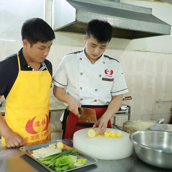 东莞的培训学校哪家会教冒菜技术？