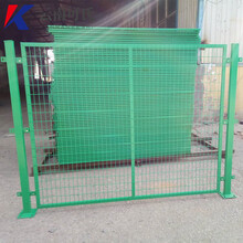 云南公路护栏网生产厂家昆明边框护栏网大量现货直销厂区隔离栏