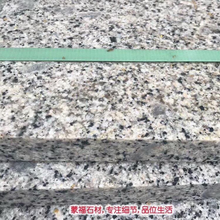 湖南泌阳红路沿石