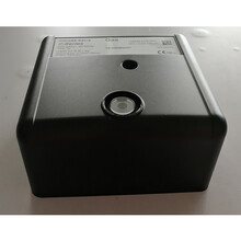 西门子控制器RMG88.62C2利雅路燃烧机配件程控器/盒原装