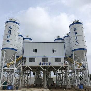 青島新型HZS180混凝土攪拌站