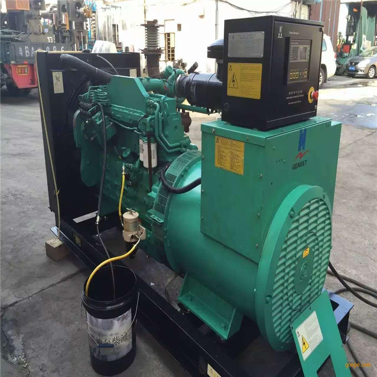 泰州静音式发电机回收 三菱柴油发电机回收