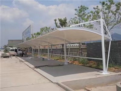 徐州充电桩停车棚厂家-润跃膜结构免费测量尺寸