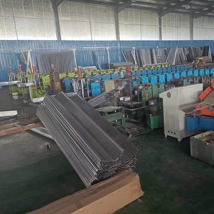 江蘇揚(yáng)州檐溝金屬天溝尺寸型號金屬成品檐溝
