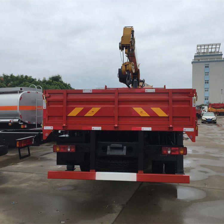 福建解放隨車吊單橋隨舜科技吊機