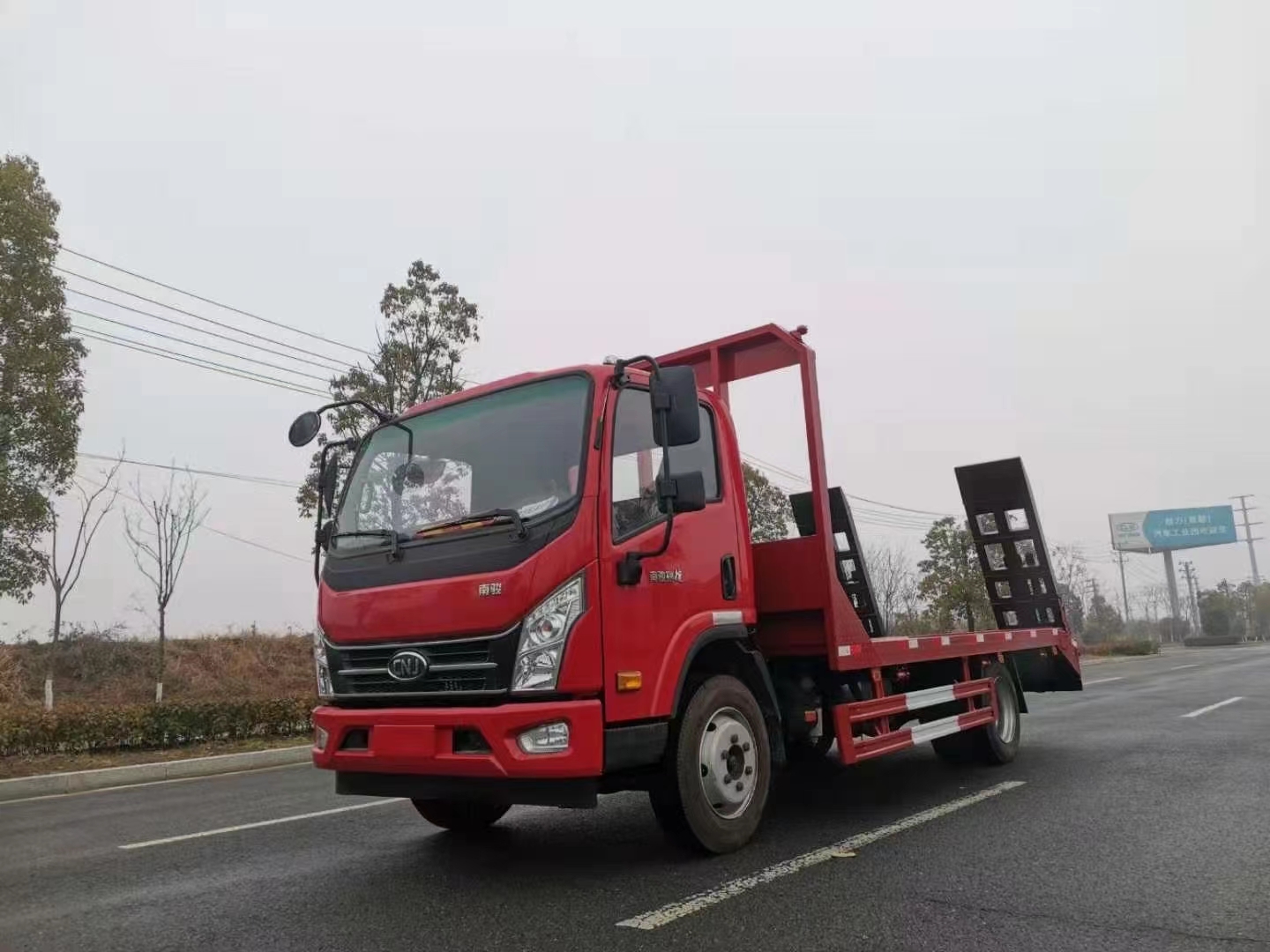 東風多利卡隨車起重機14噸隨車吊徐工吊機首付20%開回家