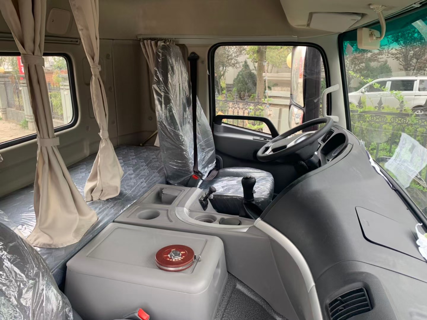 東風華神F5隨車起重機20噸隨車吊三一吊機生產廠家