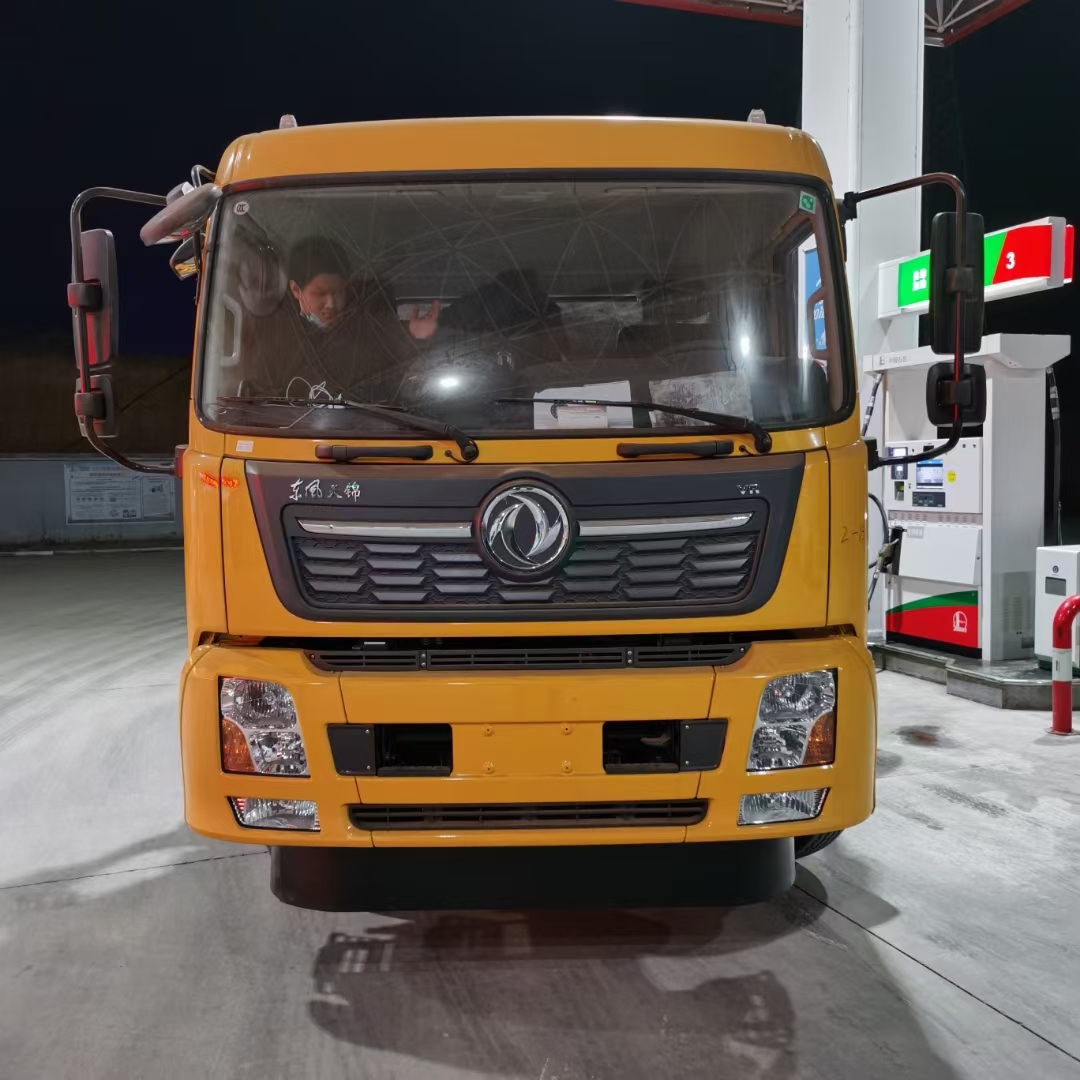5噸隨車吊三一吊機東風隨車起重機價格