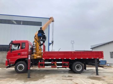 天津徐工吊機6.3噸隨車吊隨車起重機可分期
